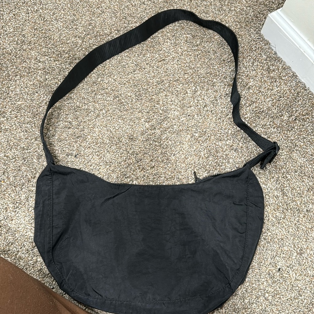Baggu medium crescent bag